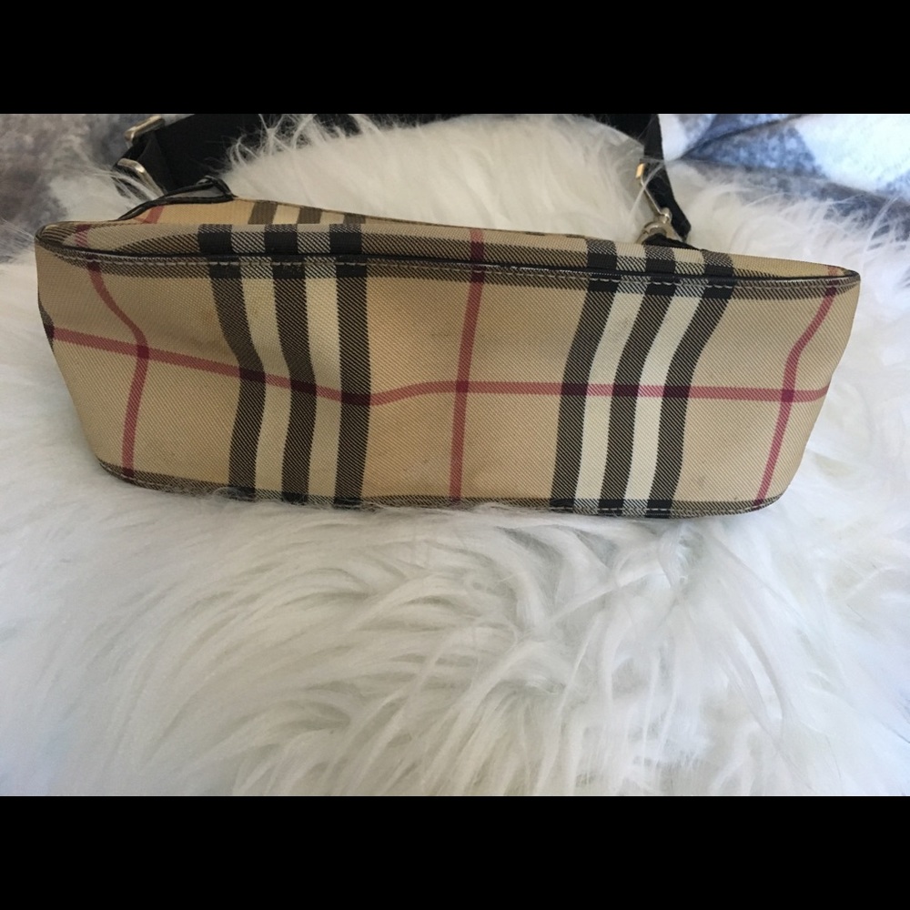 Small Burberry Shoulder Bag - Picture 4 of 8